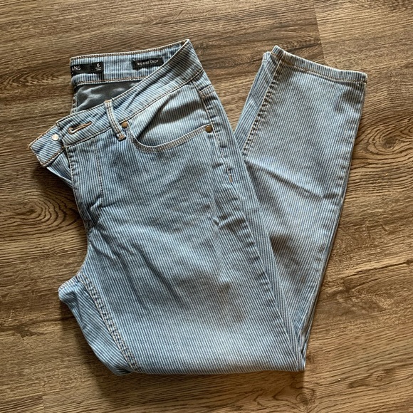 Max Jeans Denim - ⚡️SALE⚡️Crop Jeans